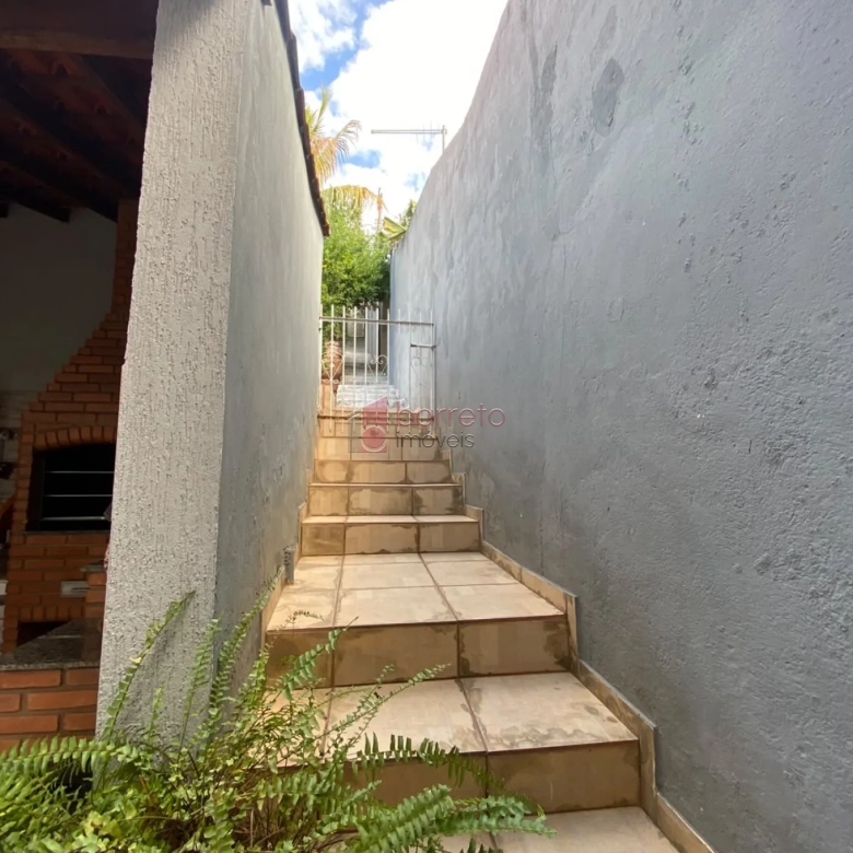 CASA À VENDA NA VILA SANTA CATARINA EM VÁRZEA PAULISTA/SP