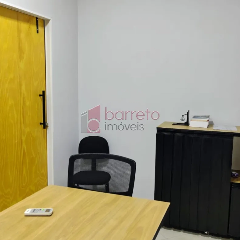 PRÉDIO COMERCIAL À VENDA EM VÁRZEA PAULISTA/SP