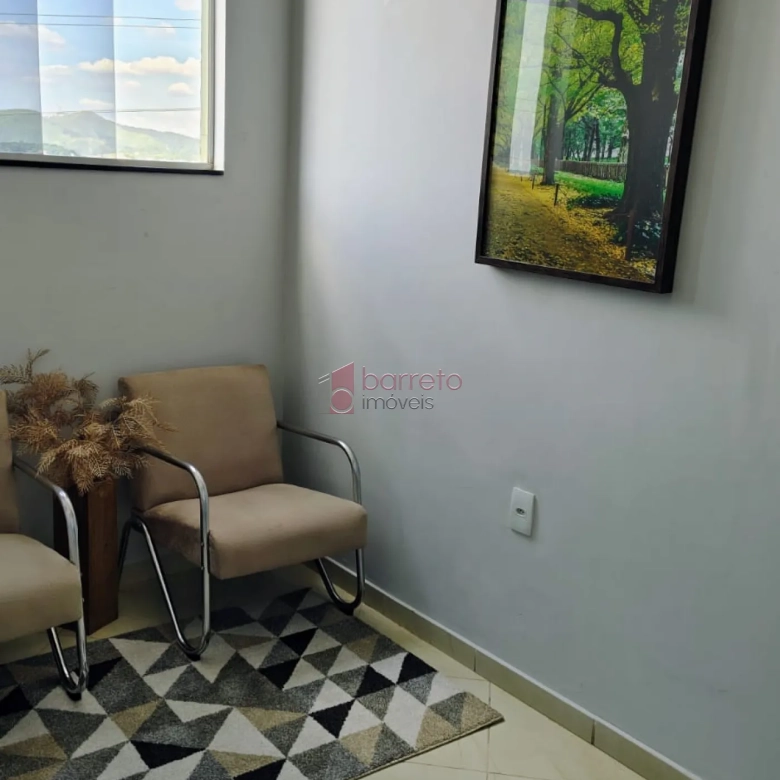 PRÉDIO COMERCIAL À VENDA EM VÁRZEA PAULISTA/SP