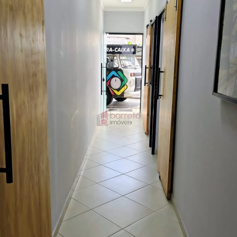 PRÉDIO COMERCIAL À VENDA EM VÁRZEA PAULISTA/SP
