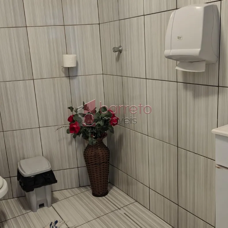 PRÉDIO COMERCIAL À VENDA EM VÁRZEA PAULISTA/SP