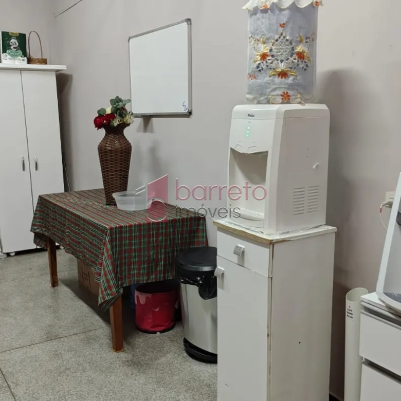 PRÉDIO COMERCIAL À VENDA EM VÁRZEA PAULISTA/SP