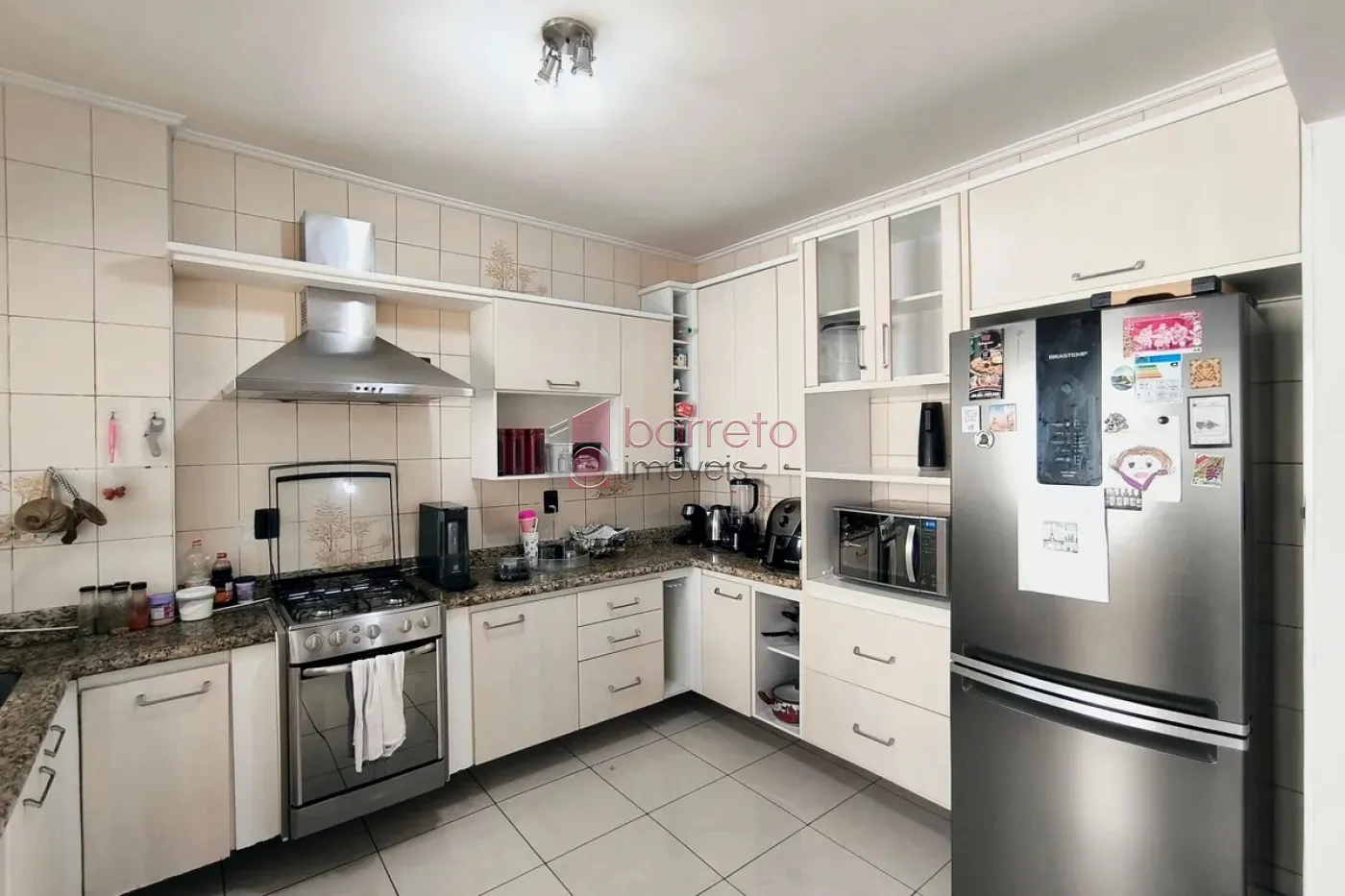 APARTAMENTO MOBILIADO PARA LOCAÇÃO NO CONDOMÍNIO ALABASTRO – JUNDIAÍ/SP