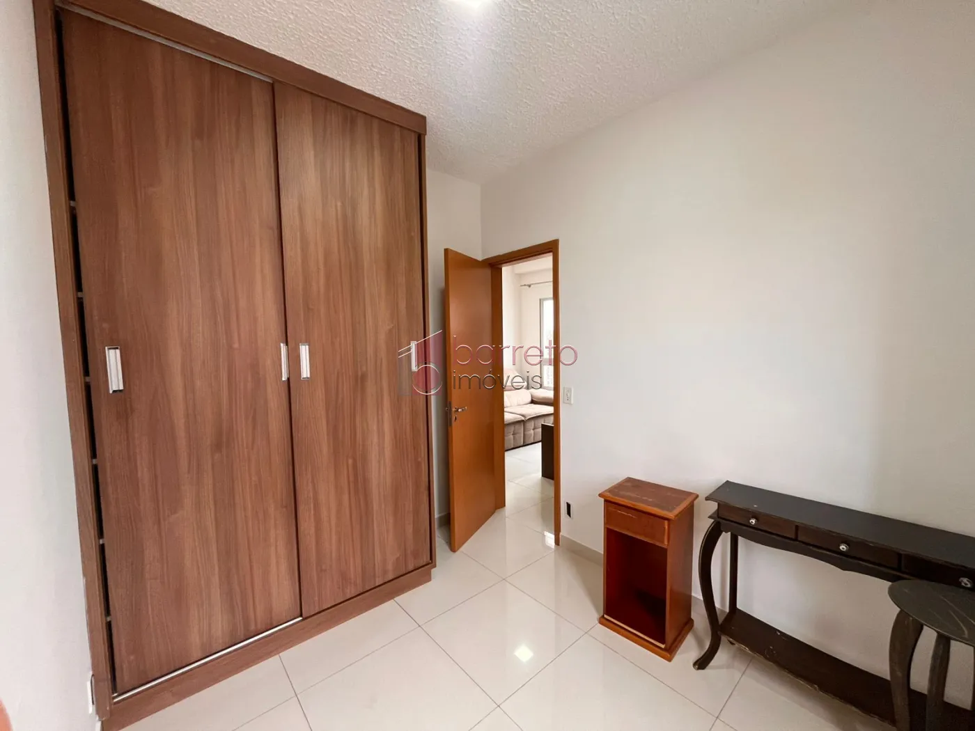 APARTAMENTO MOBILIADO PARA LOCAÇÃO NO CONDOMÍNIO DOCE LAR BELLA COLÔNIA – JUNDIAÍ/SP