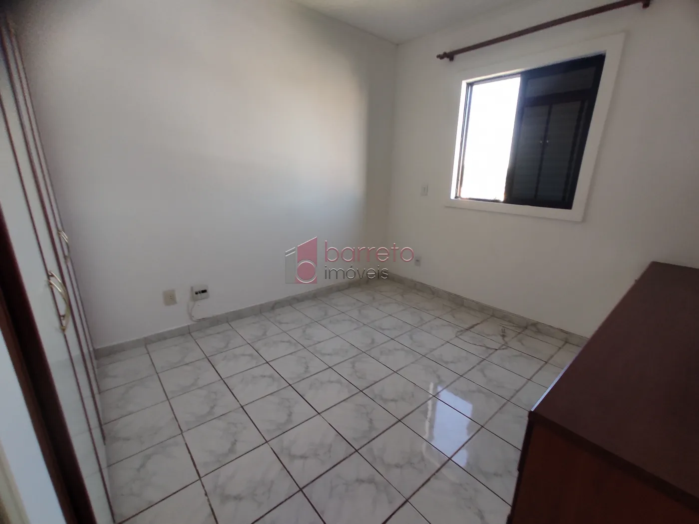 APARTAMENTO PARA LOCAÇÃO CONDOMÍNIO PASÁRGADA NA VILA DAS HORTÊNCIAS – JUNDIAÍ/SP