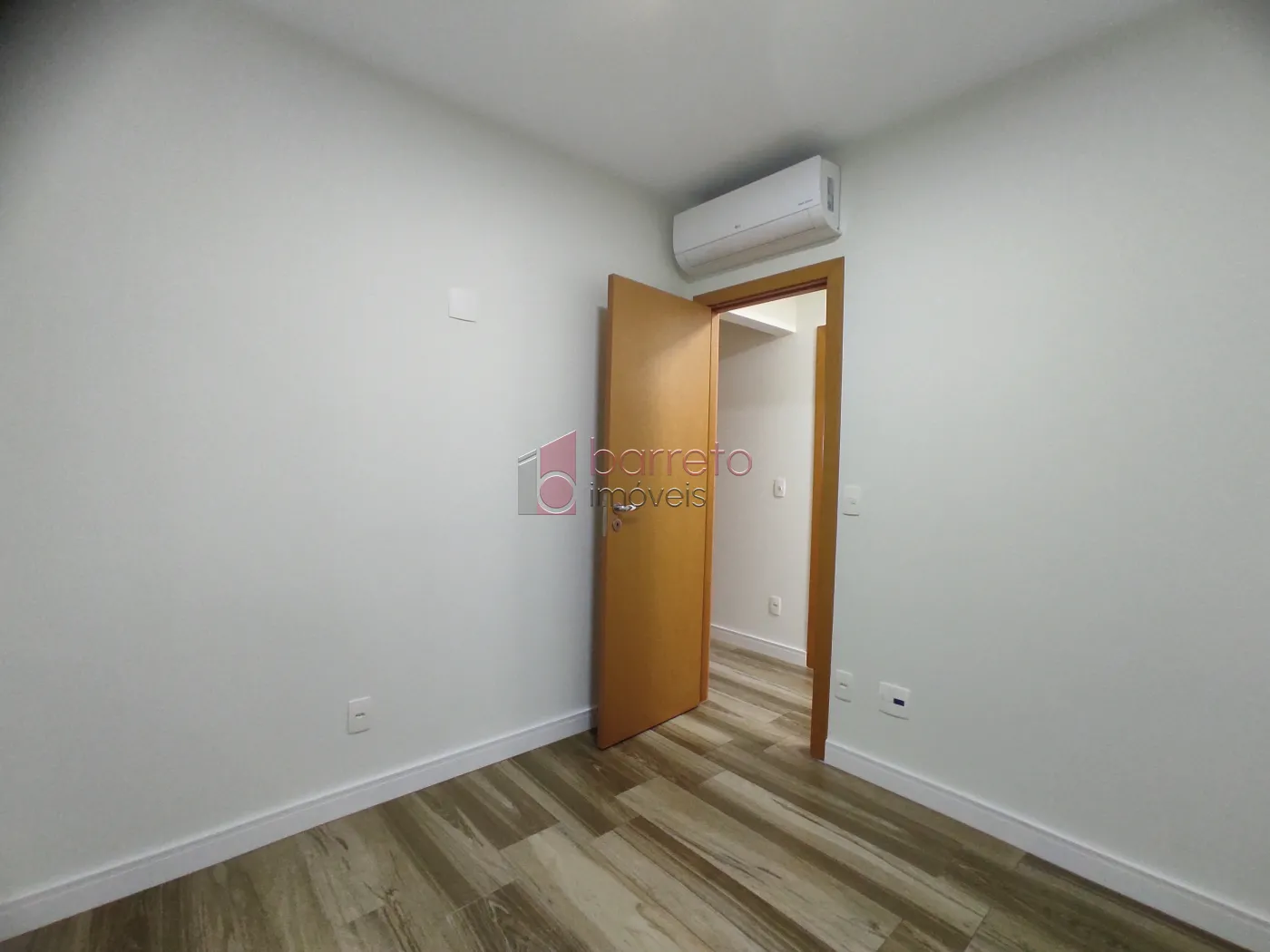 APARTAMENTO PARA LOCAÇÃO NO CONDOMÍNIO BOTANIQ NA VILA HORTOLÂNDIA – JUNDIAÍ/SP