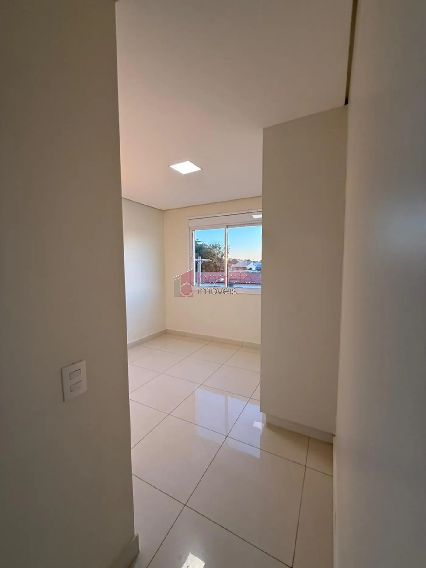 APARTAMENTO PARA LOCAÇÃO, NO CONDOMÍNIO INFINITY TOP LIVING  – JUNDIAÍ-SP