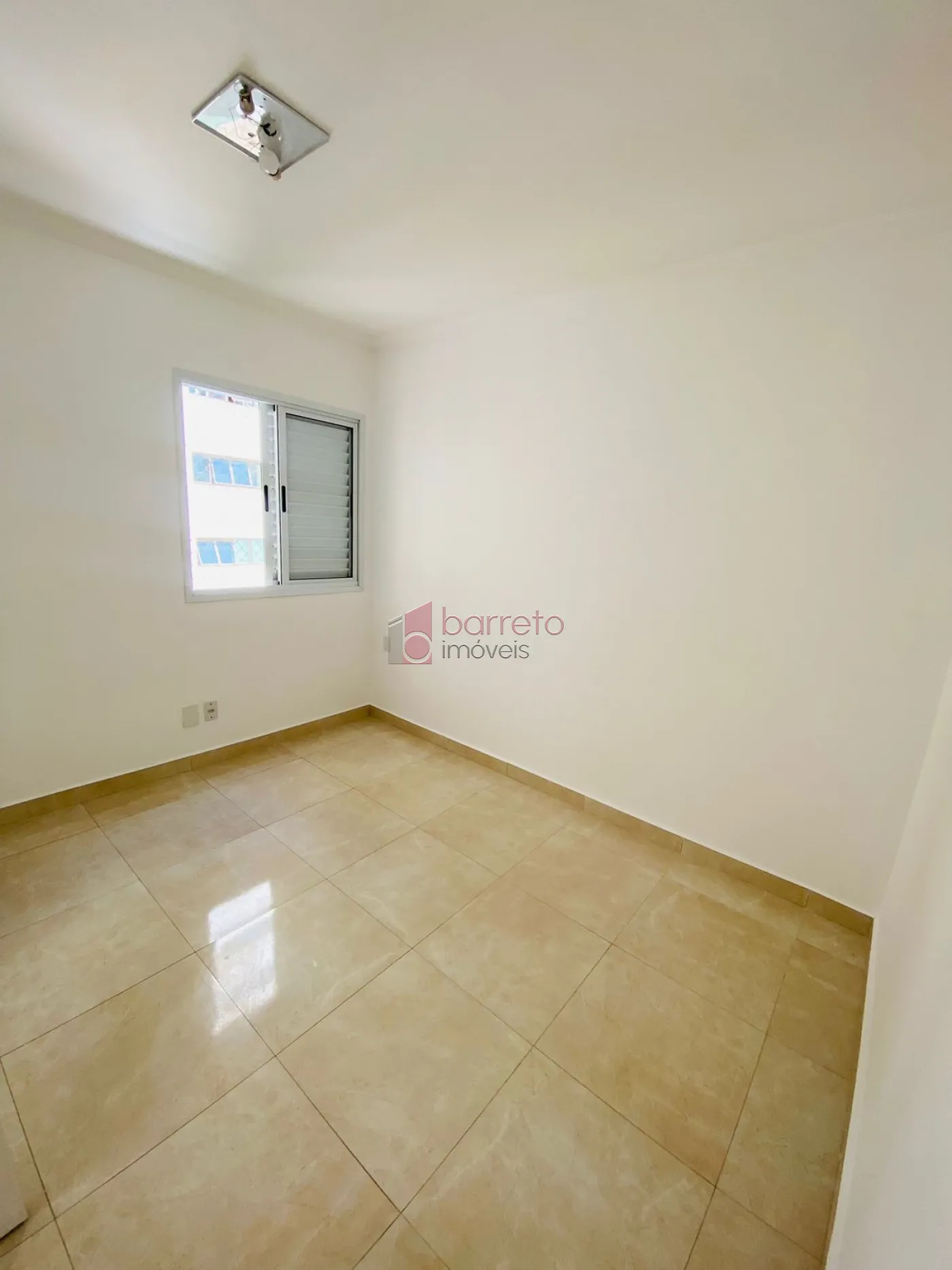 APARTAMENTO PARA LOCAÇÃO NO CONDOMÍNIO SAINT JAMES – JUNDIAÍ/SP