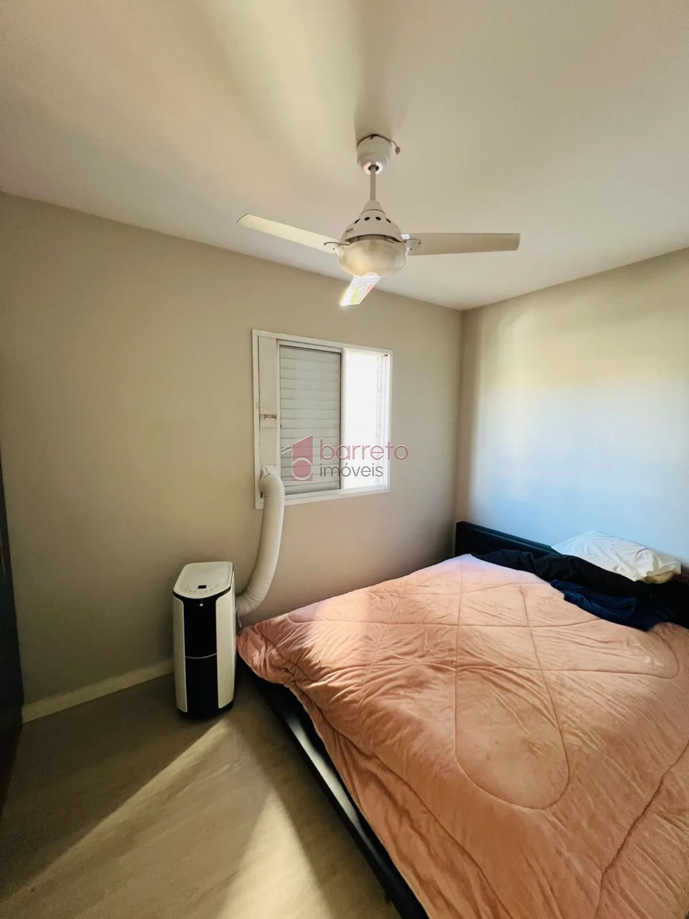 APARTAMENTO SEMI MOBILIADO PARA LOCAÇÃO NO CONDOMÍNIO BRISAS BOSQUES ITIRAPINA – JUNDIAÍ/SP