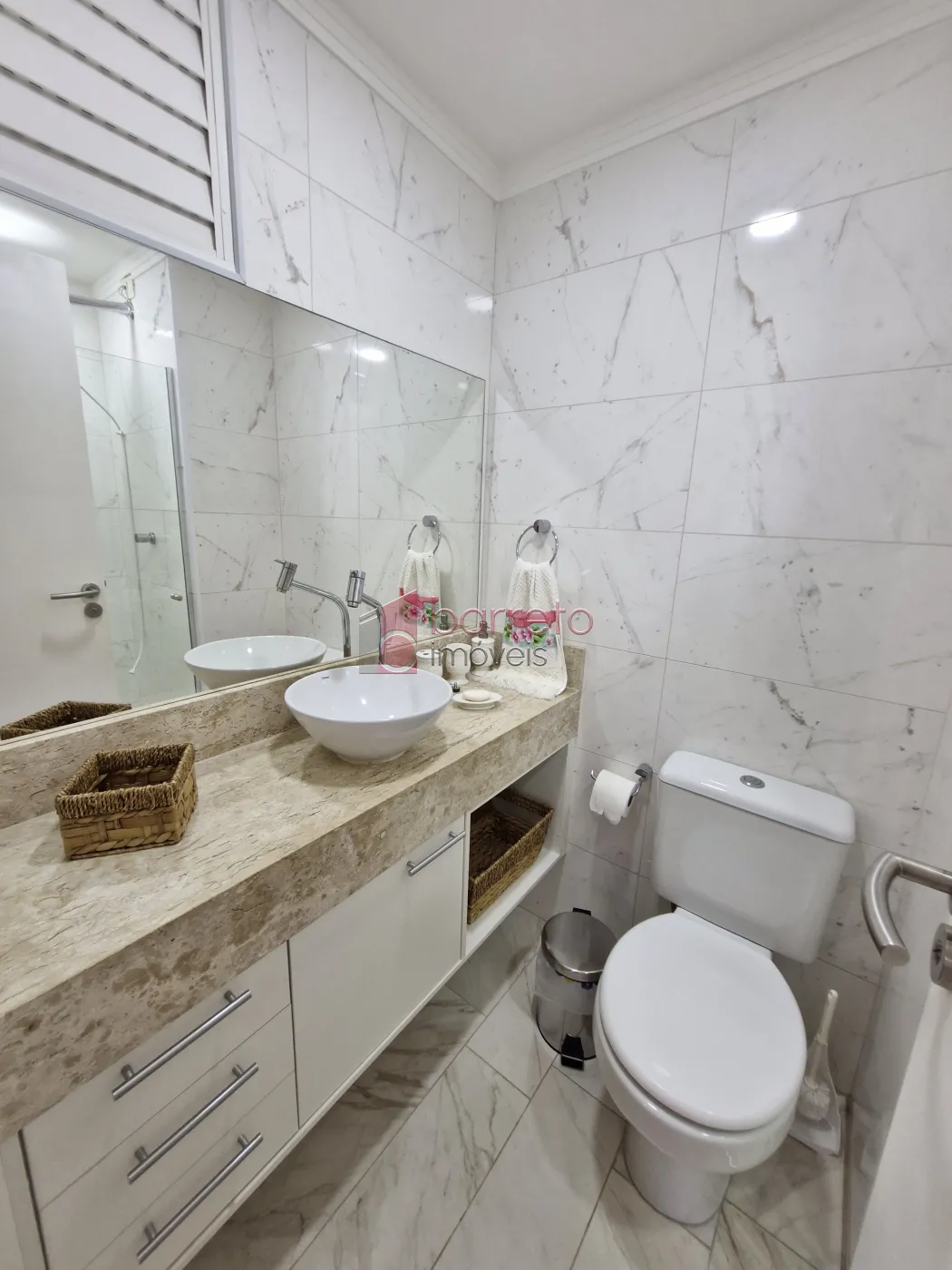 APARTAMENTO TOTALMENTE MOBILIADO PARA LOCAÇÃO NO VILLAGGIO DI FIRENZE – JUNDIAÍ/SP