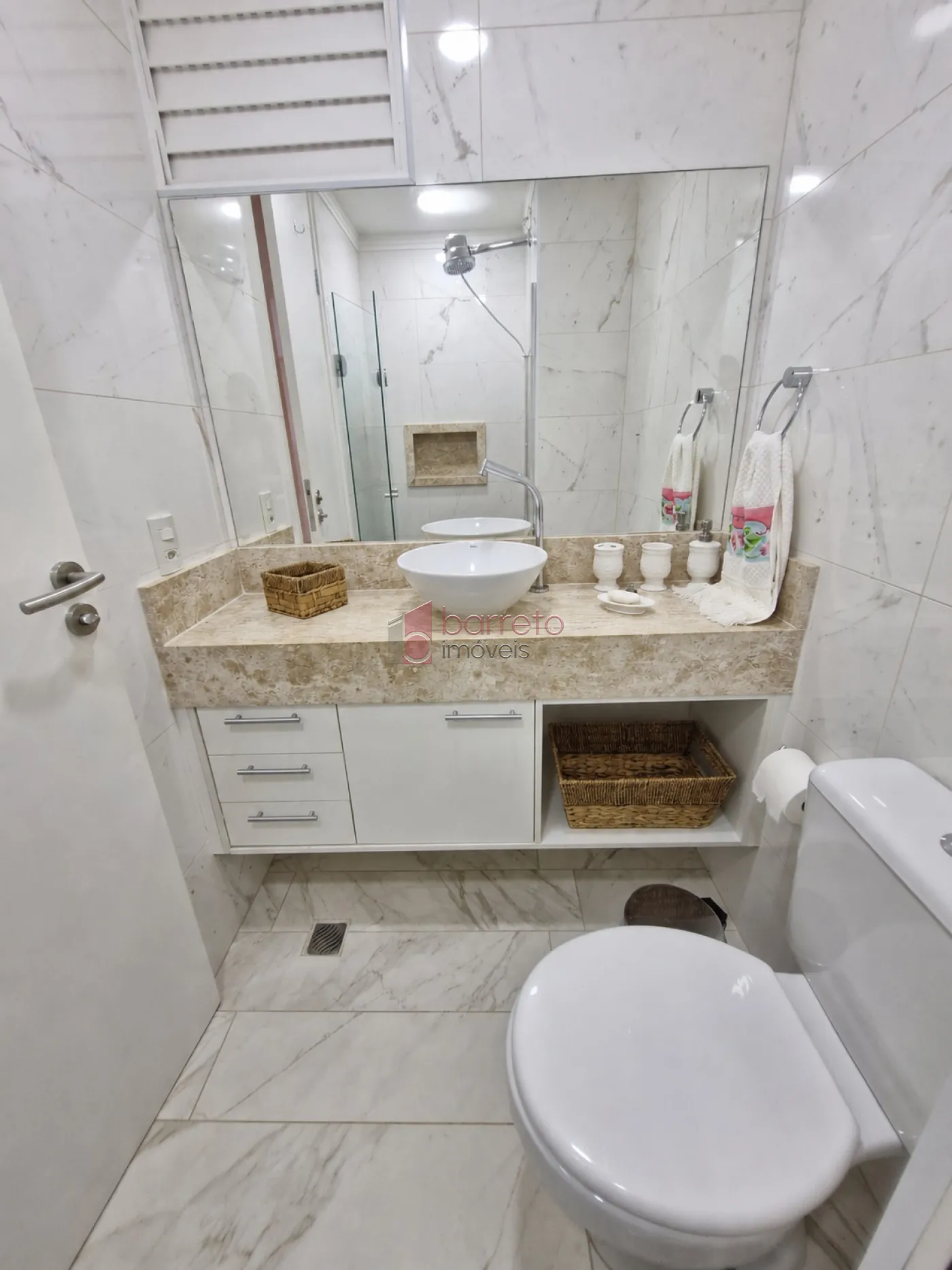 APARTAMENTO TOTALMENTE MOBILIADO PARA LOCAÇÃO NO VILLAGGIO DI FIRENZE – JUNDIAÍ/SP