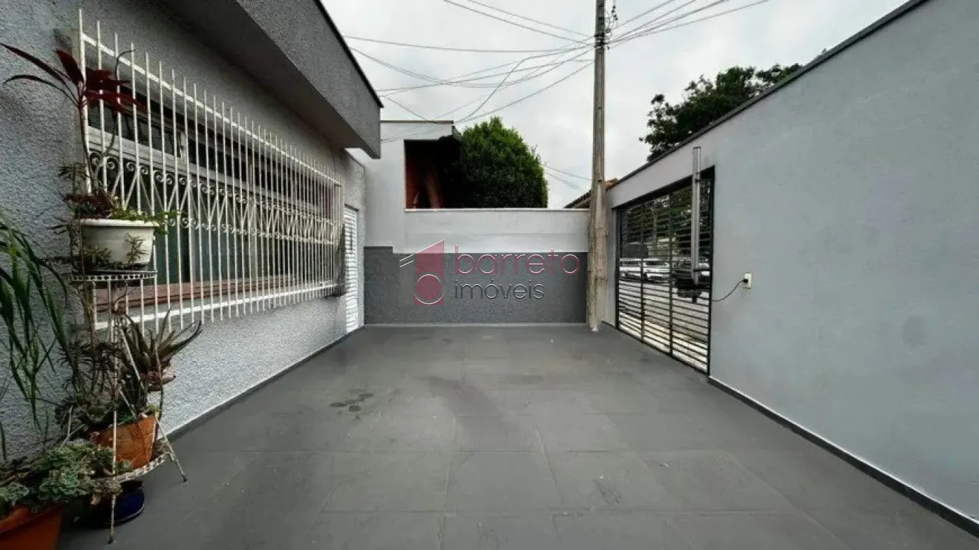 CASA COM EDÍCULA PARA VENDA E LOCAÇÃO NO JARDIM MESSINA – JUNDIAÍ/SP