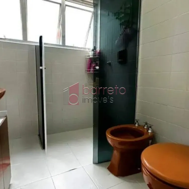 CASA COM EDÍCULA PARA VENDA E LOCAÇÃO NO JARDIM MESSINA – JUNDIAÍ/SP