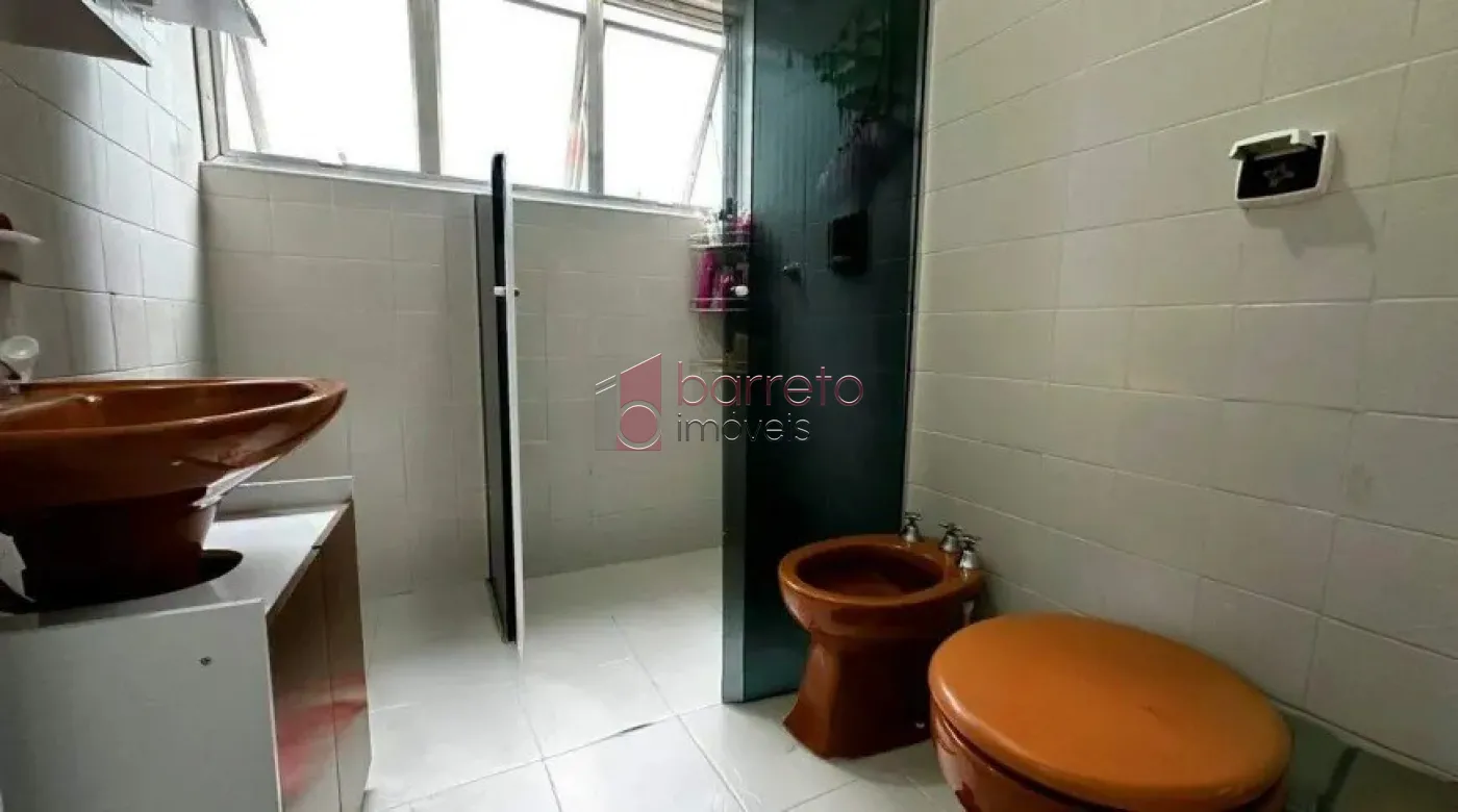 CASA COM EDÍCULA PARA VENDA E LOCAÇÃO NO JARDIM MESSINA – JUNDIAÍ/SP