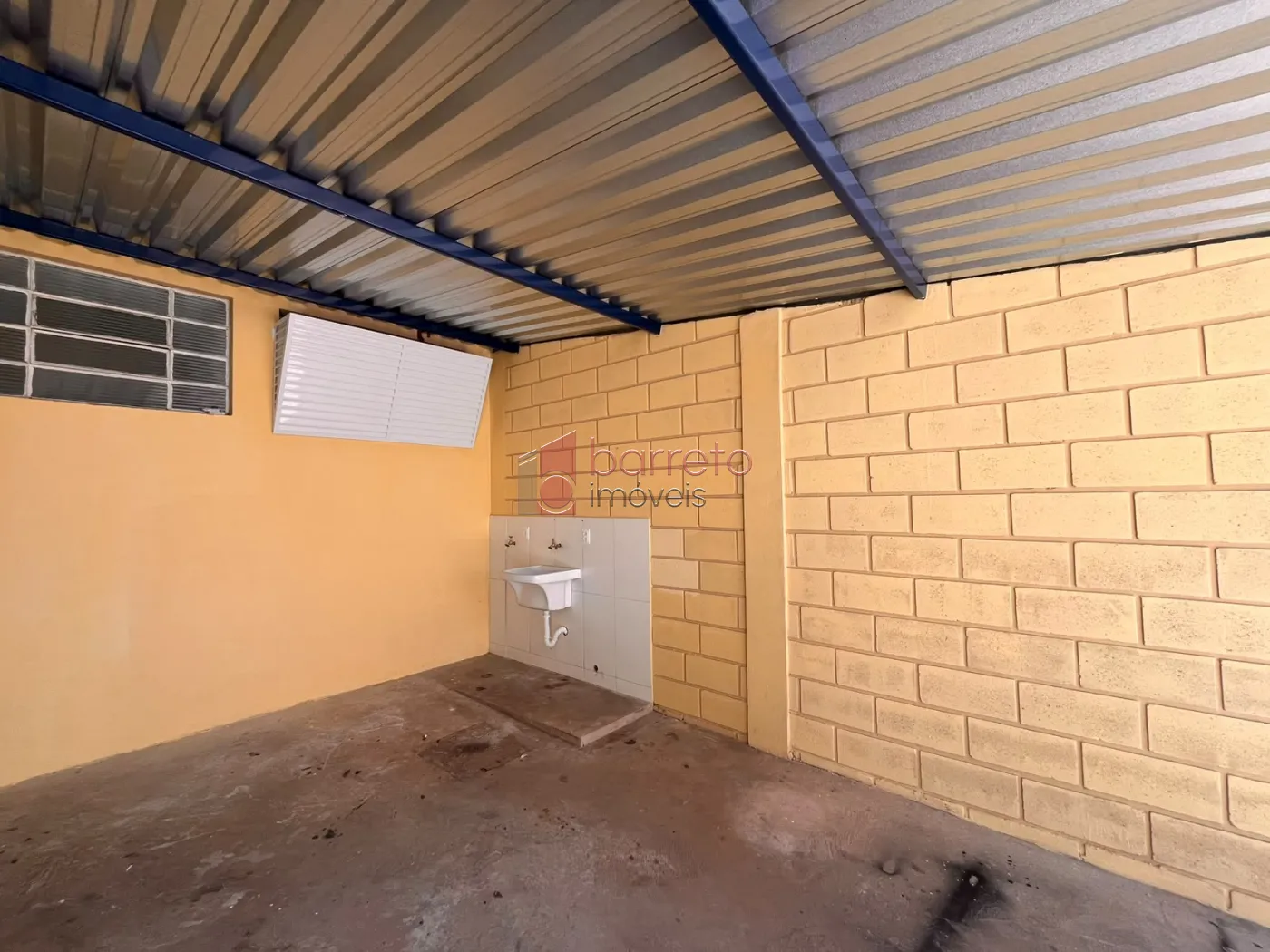 CASA COMPARTILHADA COM ENTRADA INDEPENDENTE PARA LOCAÇÃO NO CAXAMBÚ – JUNDIAÍ/SP