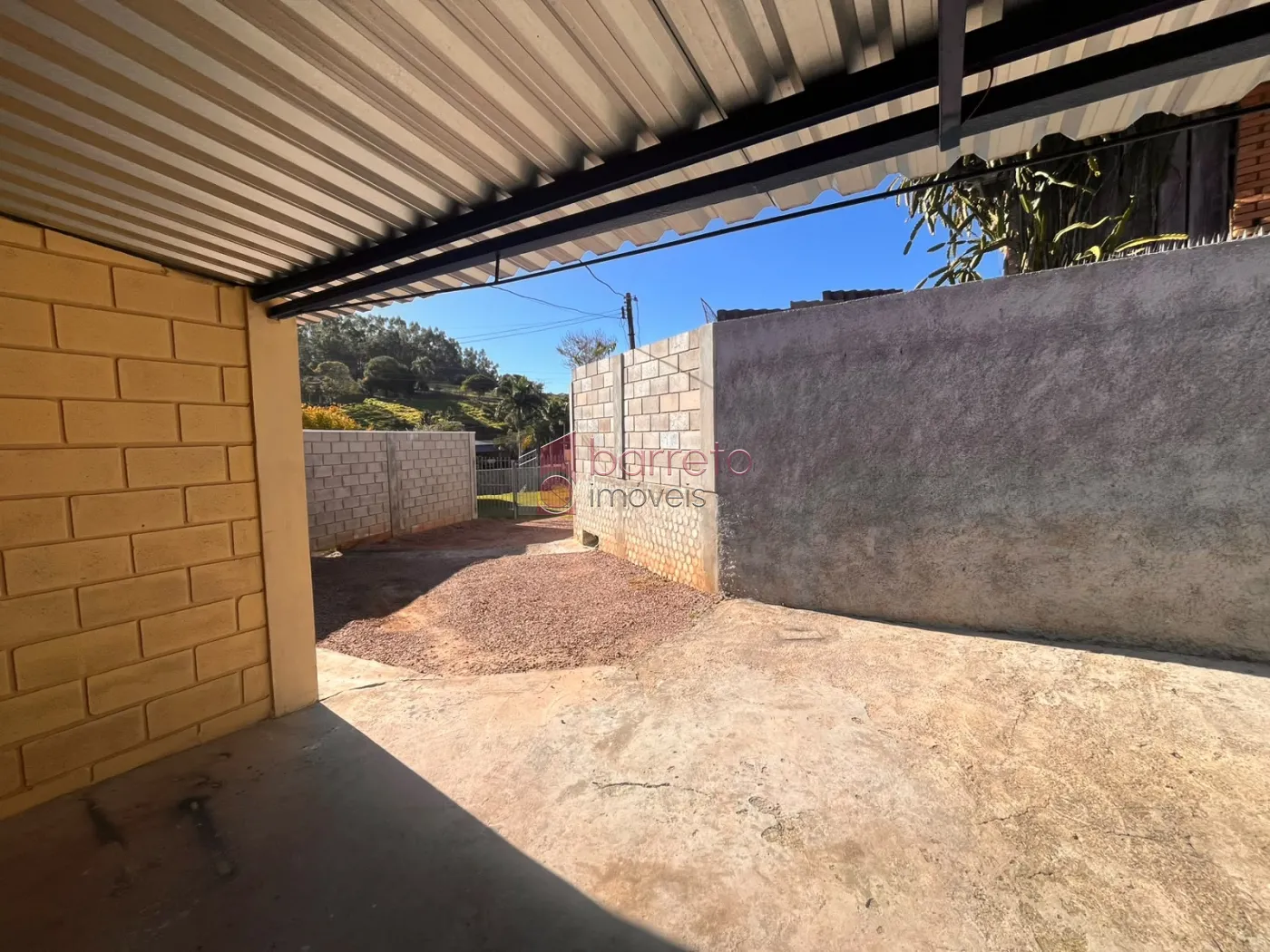 CASA COMPARTILHADA COM ENTRADA INDEPENDENTE PARA LOCAÇÃO NO CAXAMBÚ – JUNDIAÍ/SP