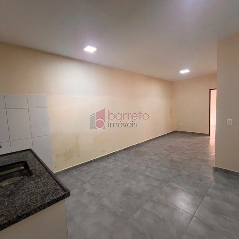 CASA COMPARTILHADA COM ENTRADA INDEPENDENTE PARA LOCAÇÃO NO CAXAMBÚ – JUNDIAÍ/SP