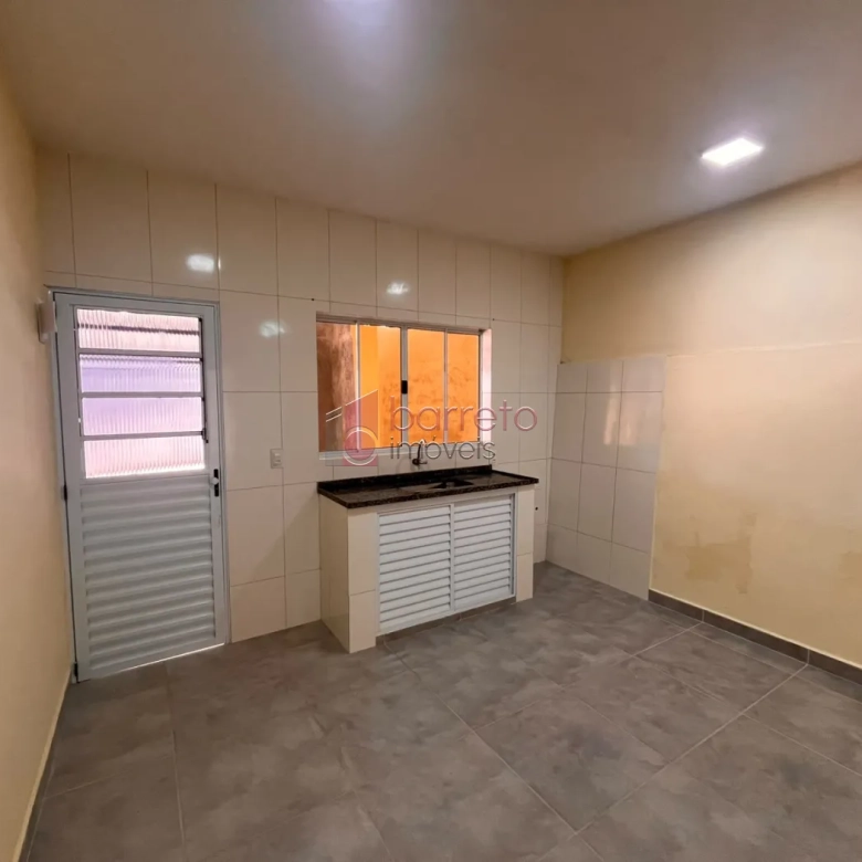 CASA COMPARTILHADA COM ENTRADA INDEPENDENTE PARA LOCAÇÃO NO CAXAMBÚ – JUNDIAÍ/SP