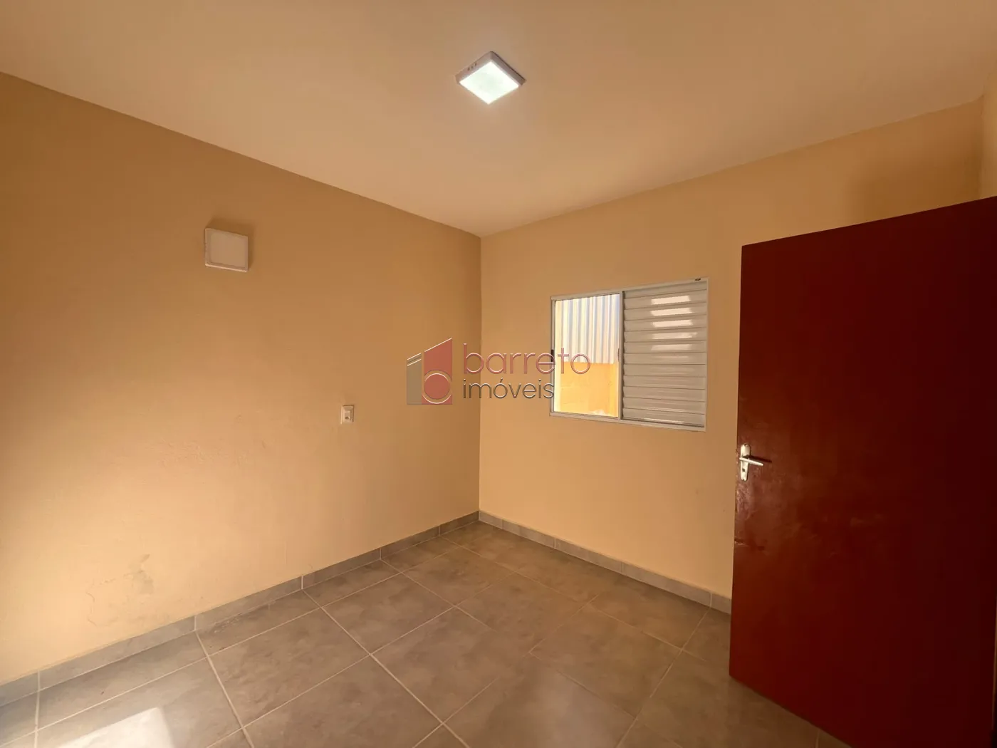CASA COMPARTILHADA COM ENTRADA INDEPENDENTE PARA LOCAÇÃO NO CAXAMBÚ – JUNDIAÍ/SP