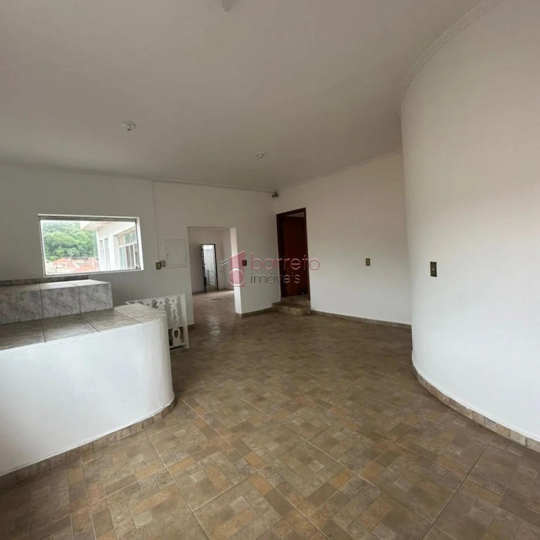 CASA NO PISO SUPERIOR PARA LOCAÇÃO NA VILA JOANA – JUNDIAÍ/SP