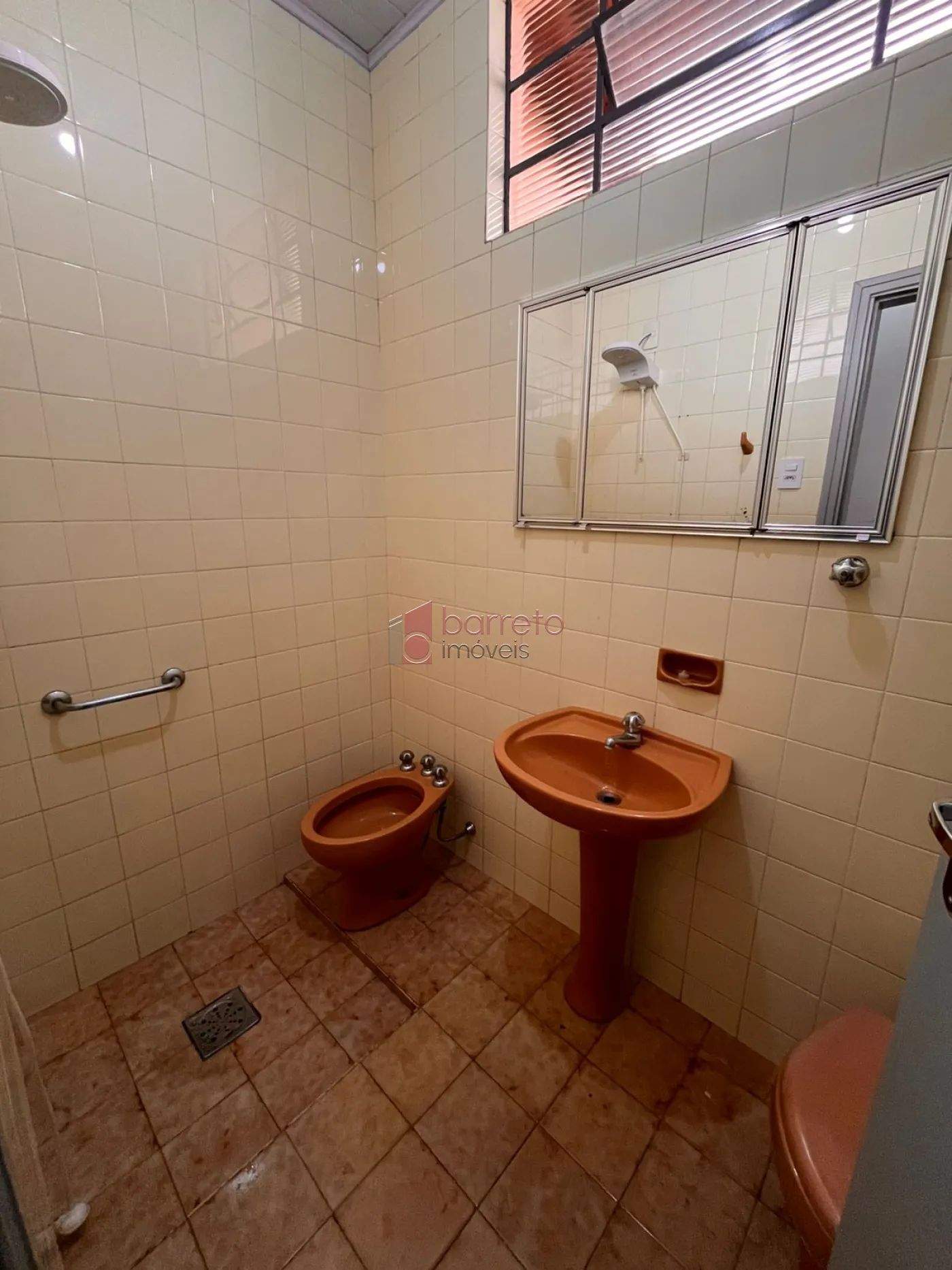 CASA PARA LOCAÇÃO NO BAIRRO VIANELO – JUNDIAÍ/SP