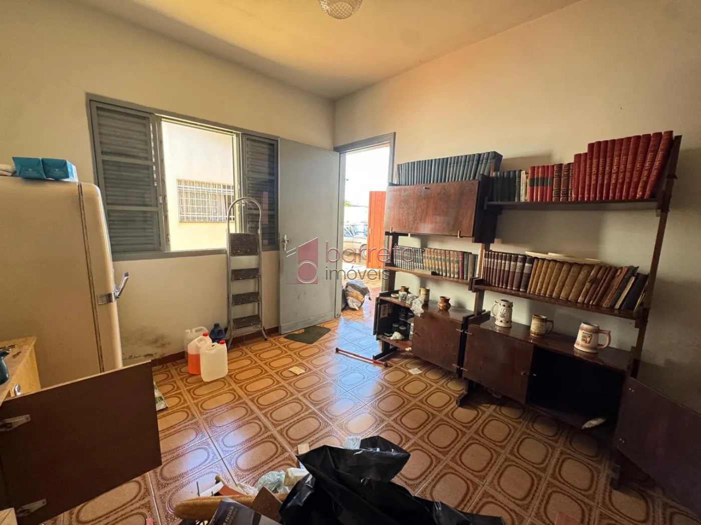 CASA TÉRREA COM EDÍCULA À VENDA NO JARDIM SANTANA EM JUNDIAÍ/SP