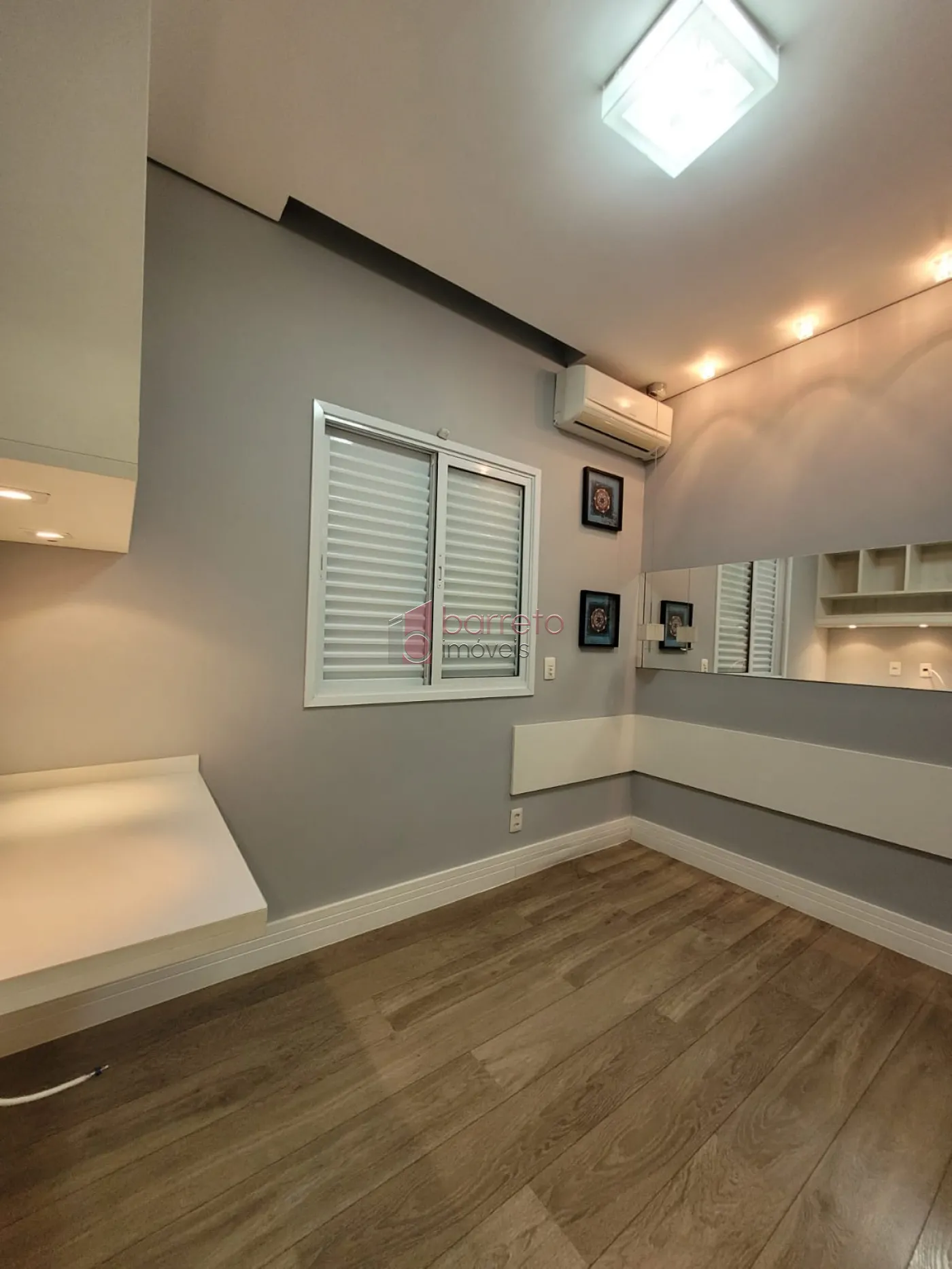 CASA TÉRREA SEMI-MOBILIADA PARA LOCAÇÃO NO CONDOMÍNIO VILAGGIO MEDEIROS – JUNDIAÍ/SP