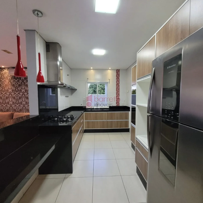 CASA TÉRREA SEMI-MOBILIADA PARA LOCAÇÃO NO CONDOMÍNIO VILAGGIO MEDEIROS – JUNDIAÍ/SP