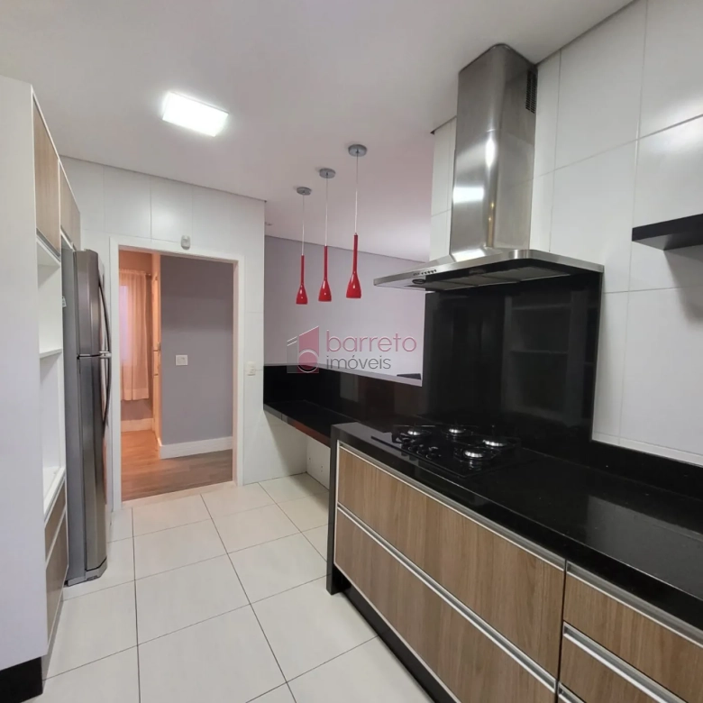 CASA TÉRREA SEMI-MOBILIADA PARA LOCAÇÃO NO CONDOMÍNIO VILAGGIO MEDEIROS – JUNDIAÍ/SP