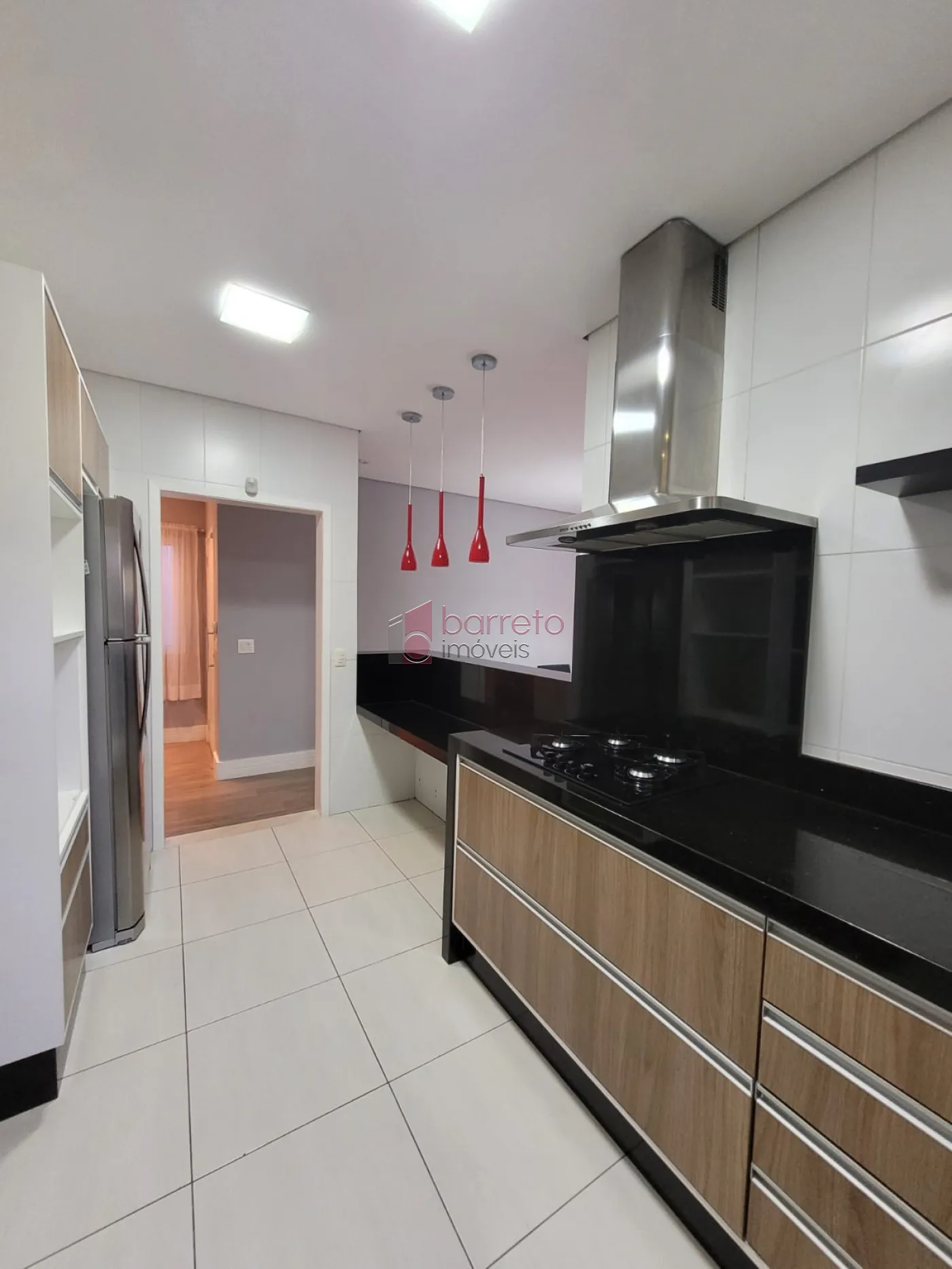 CASA TÉRREA SEMI-MOBILIADA PARA LOCAÇÃO NO CONDOMÍNIO VILAGGIO MEDEIROS – JUNDIAÍ/SP