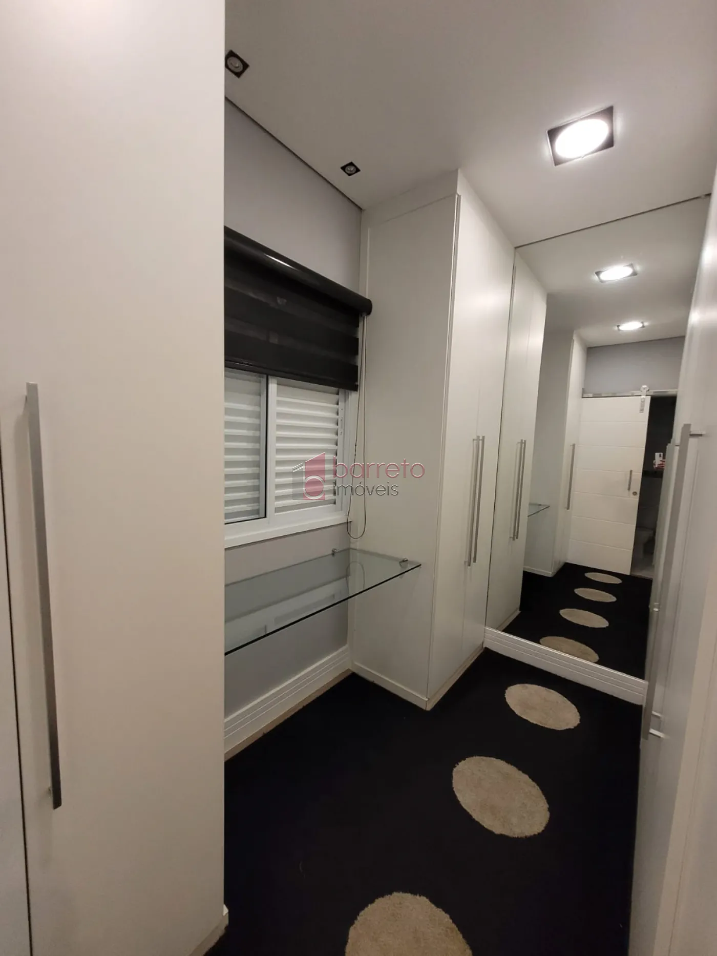 CASA TÉRREA SEMI-MOBILIADA PARA LOCAÇÃO NO CONDOMÍNIO VILAGGIO MEDEIROS – JUNDIAÍ/SP