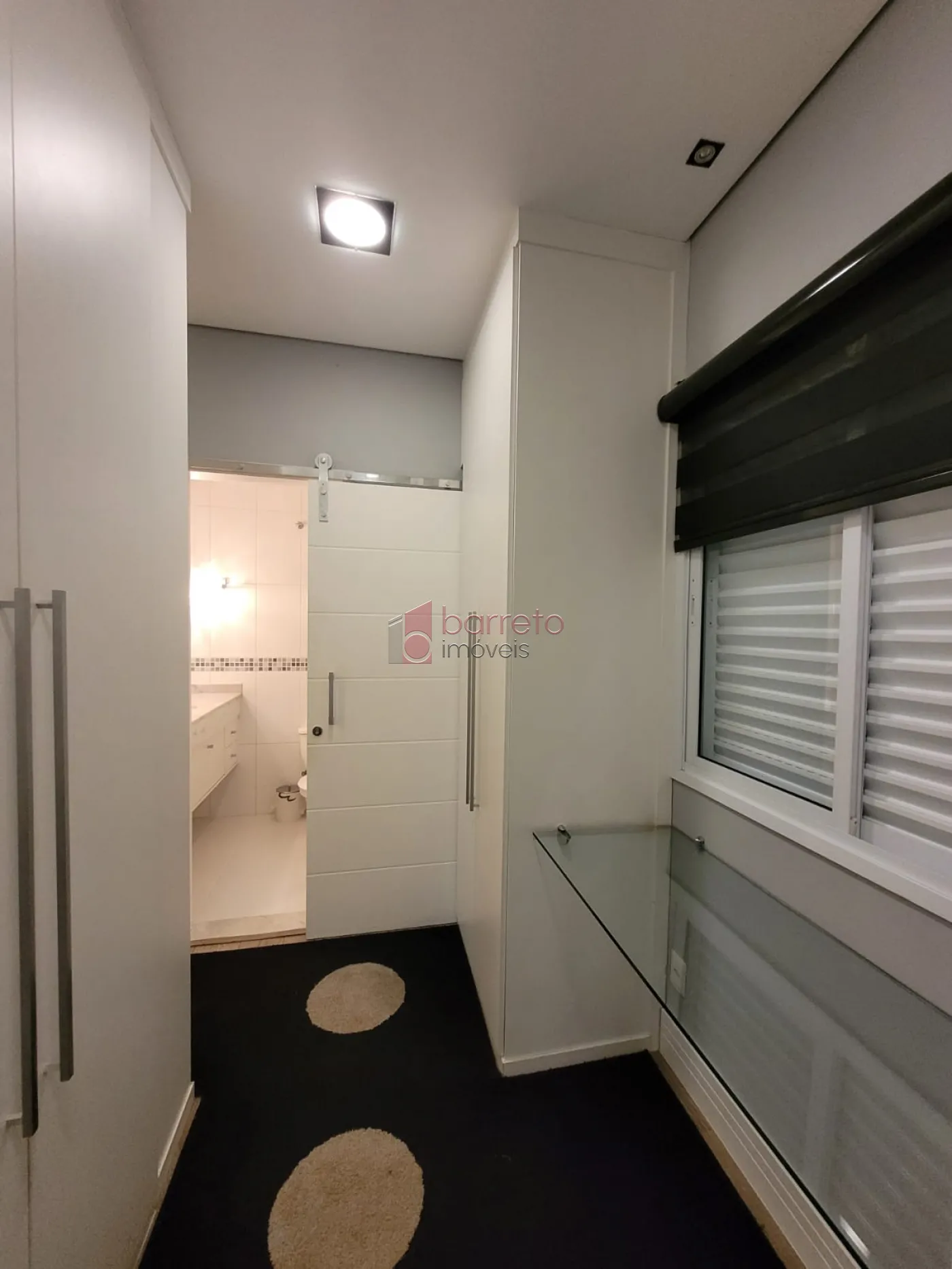 CASA TÉRREA SEMI-MOBILIADA PARA LOCAÇÃO NO CONDOMÍNIO VILAGGIO MEDEIROS – JUNDIAÍ/SP