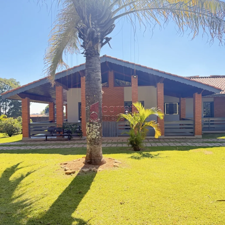 CHÁCARA À VENDA – 03 QUARTOS – VALE DOS CEBRANTES – JUNDIAÍ/SP