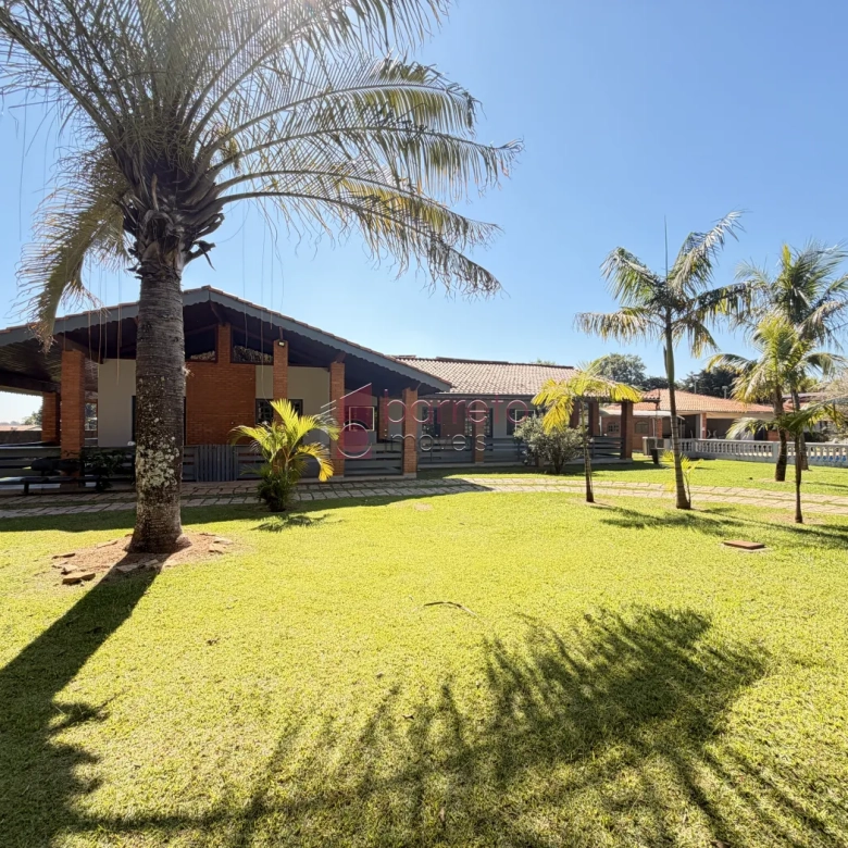 CHÁCARA À VENDA – 03 QUARTOS – VALE DOS CEBRANTES – JUNDIAÍ/SP