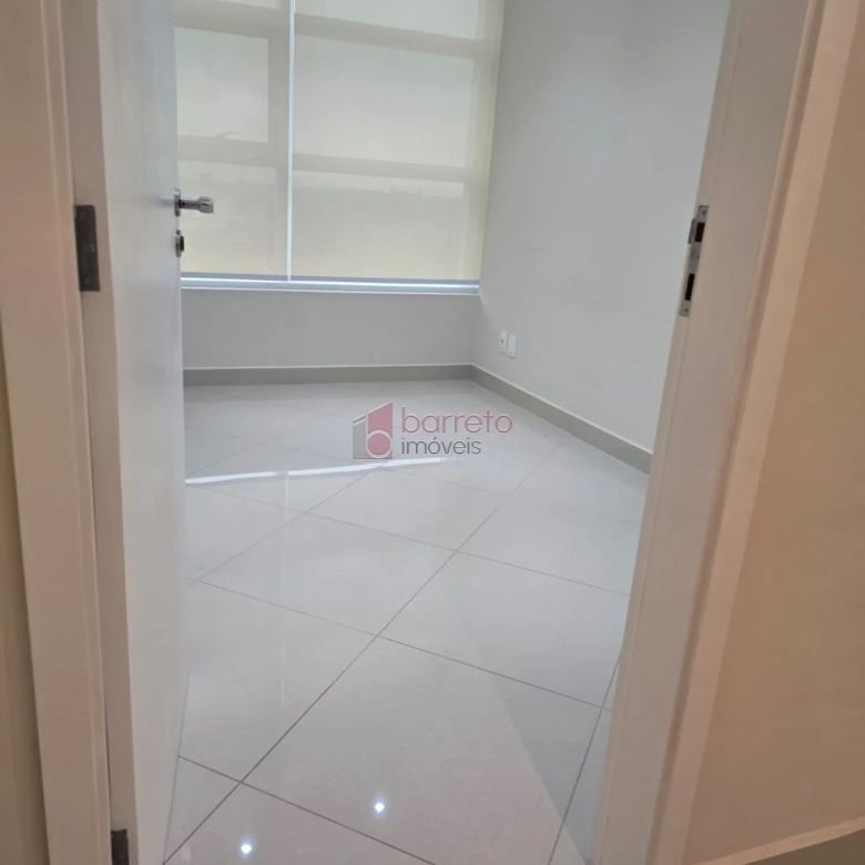 SALA COMERCIAL PARA LOCAÇÃO E VENDA NO EDIFÍCIO NO GOLDEN OFFICE – JUNDIAÍ/SP