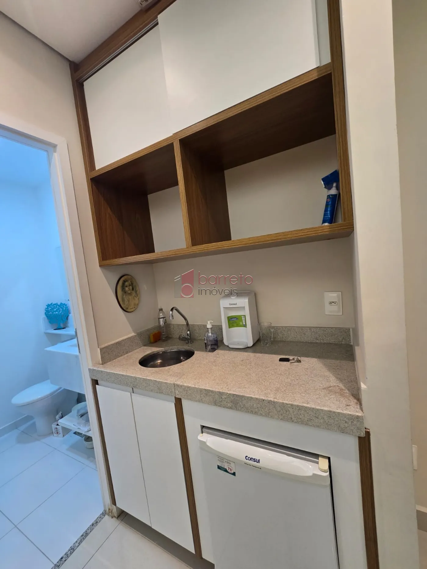 SALA COMERCIAL PARA LOCAÇÃO E VENDA NO EDIFÍCIO NO GOLDEN OFFICE – JUNDIAÍ/SP