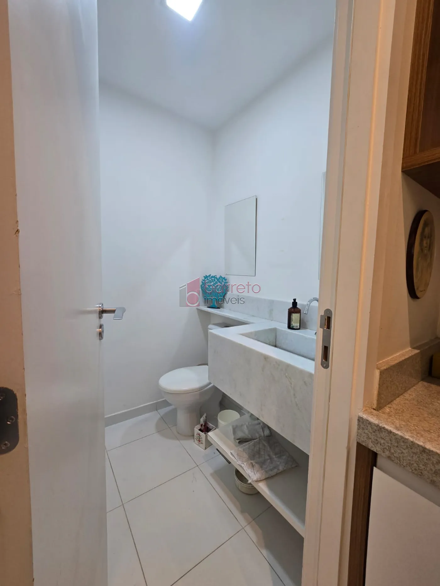SALA COMERCIAL PARA LOCAÇÃO E VENDA NO EDIFÍCIO NO GOLDEN OFFICE – JUNDIAÍ/SP