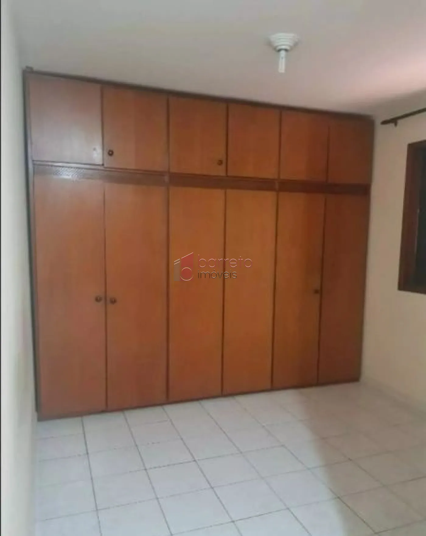 CASA À VENDA NO BAIRRO VILA SÃO PAULO EM CAMPO LIMPO PAULISTA/SP