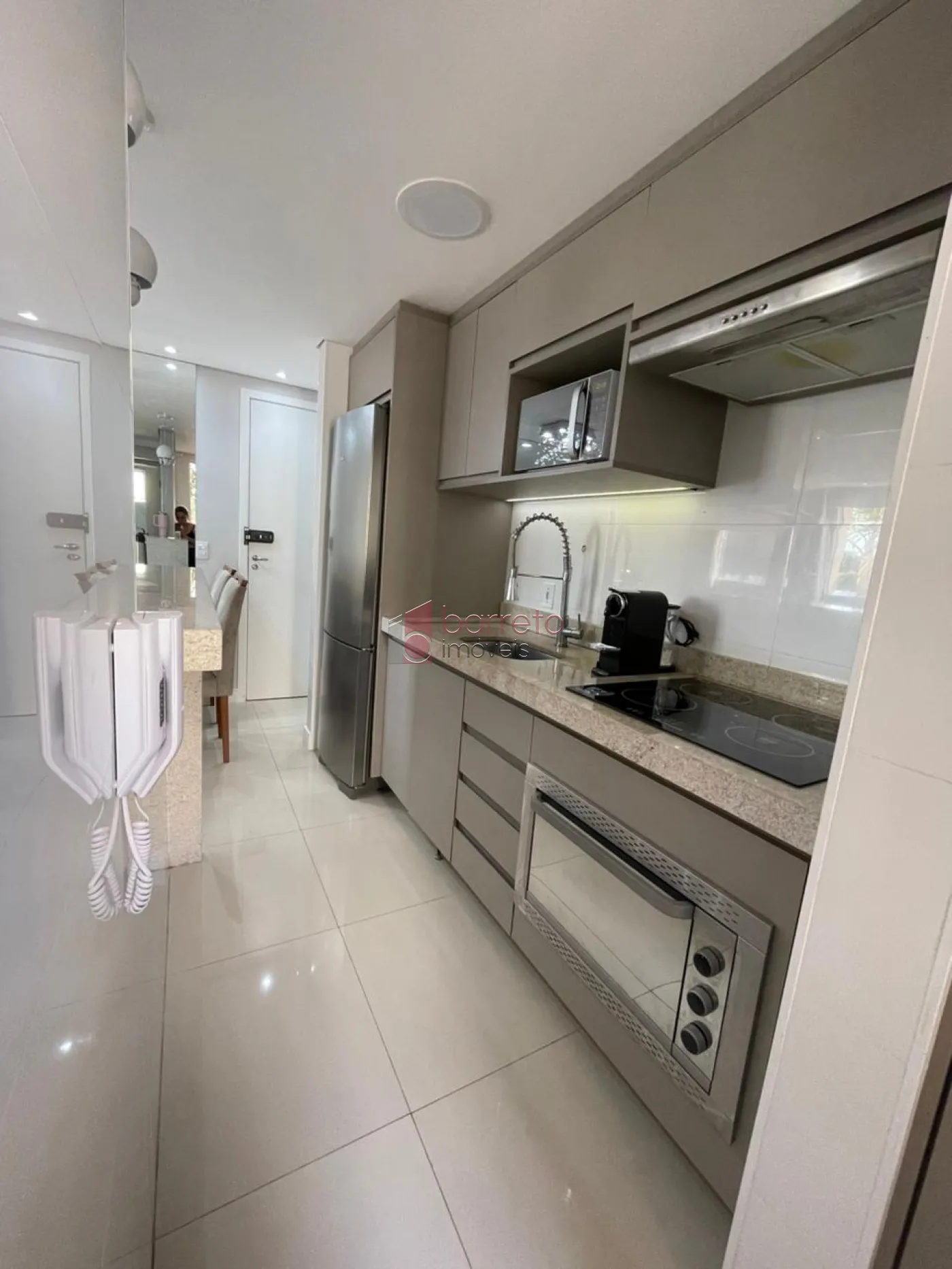APARTAMENTO À VENDA PORTEIRA FECHADA NO CONDOMÍNIO RESERVA MONT SERRAT EM ITUPEVA/SP