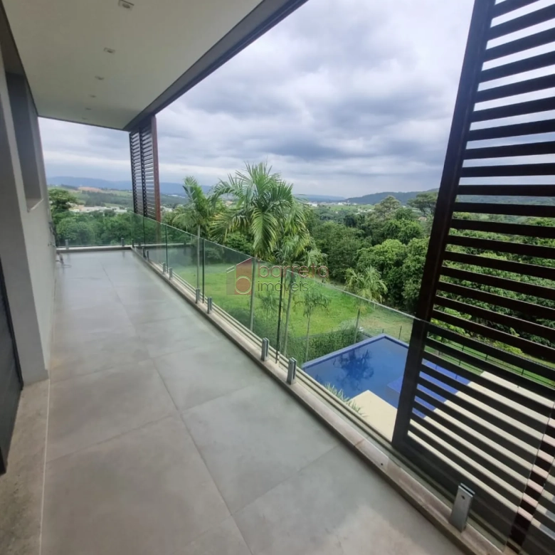 CASA À VENDA NO CONDOMÍNIO SERRA AZUL – ITUPEVA/SP