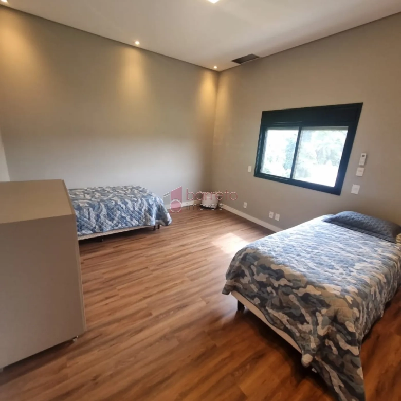 CASA À VENDA NO CONDOMÍNIO SERRA AZUL – ITUPEVA/SP