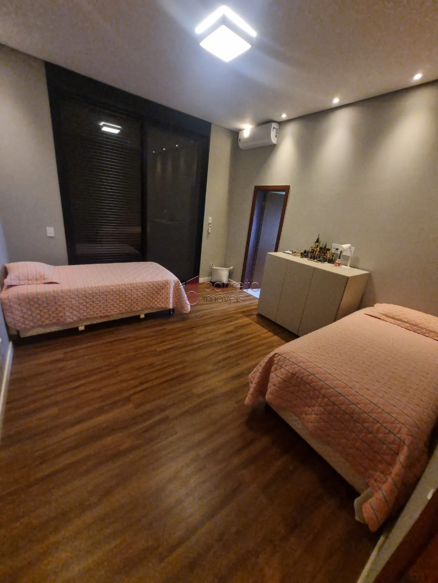 CASA À VENDA NO CONDOMÍNIO SERRA AZUL – ITUPEVA/SP