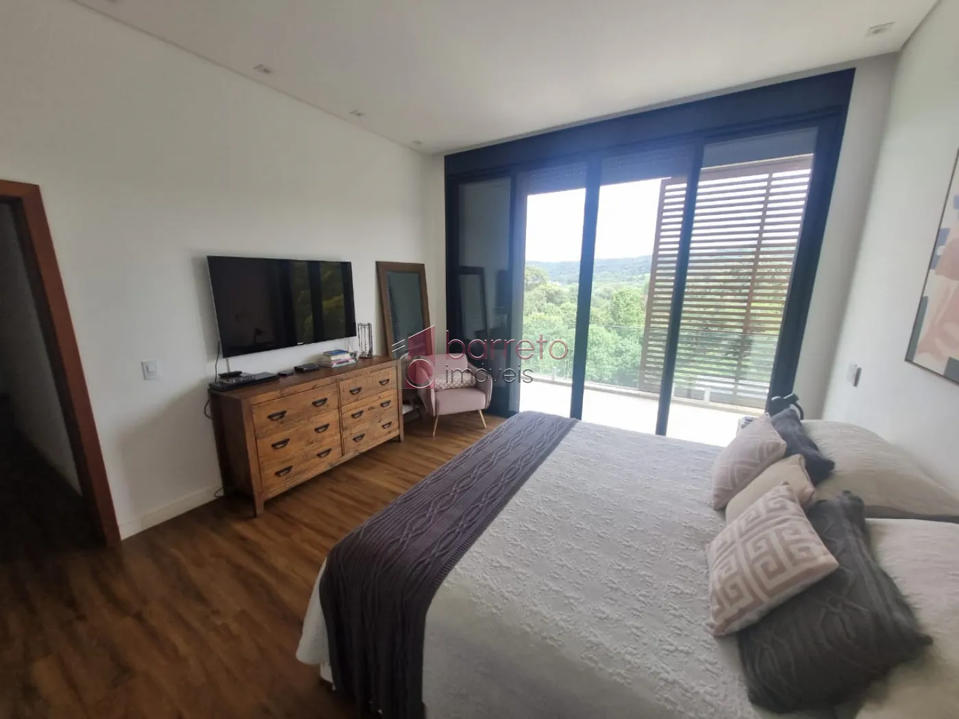 CASA À VENDA NO CONDOMÍNIO SERRA AZUL – ITUPEVA/SP