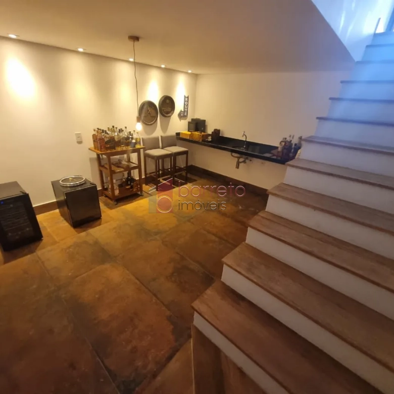 CASA À VENDA NO CONDOMÍNIO SERRA AZUL – ITUPEVA/SP