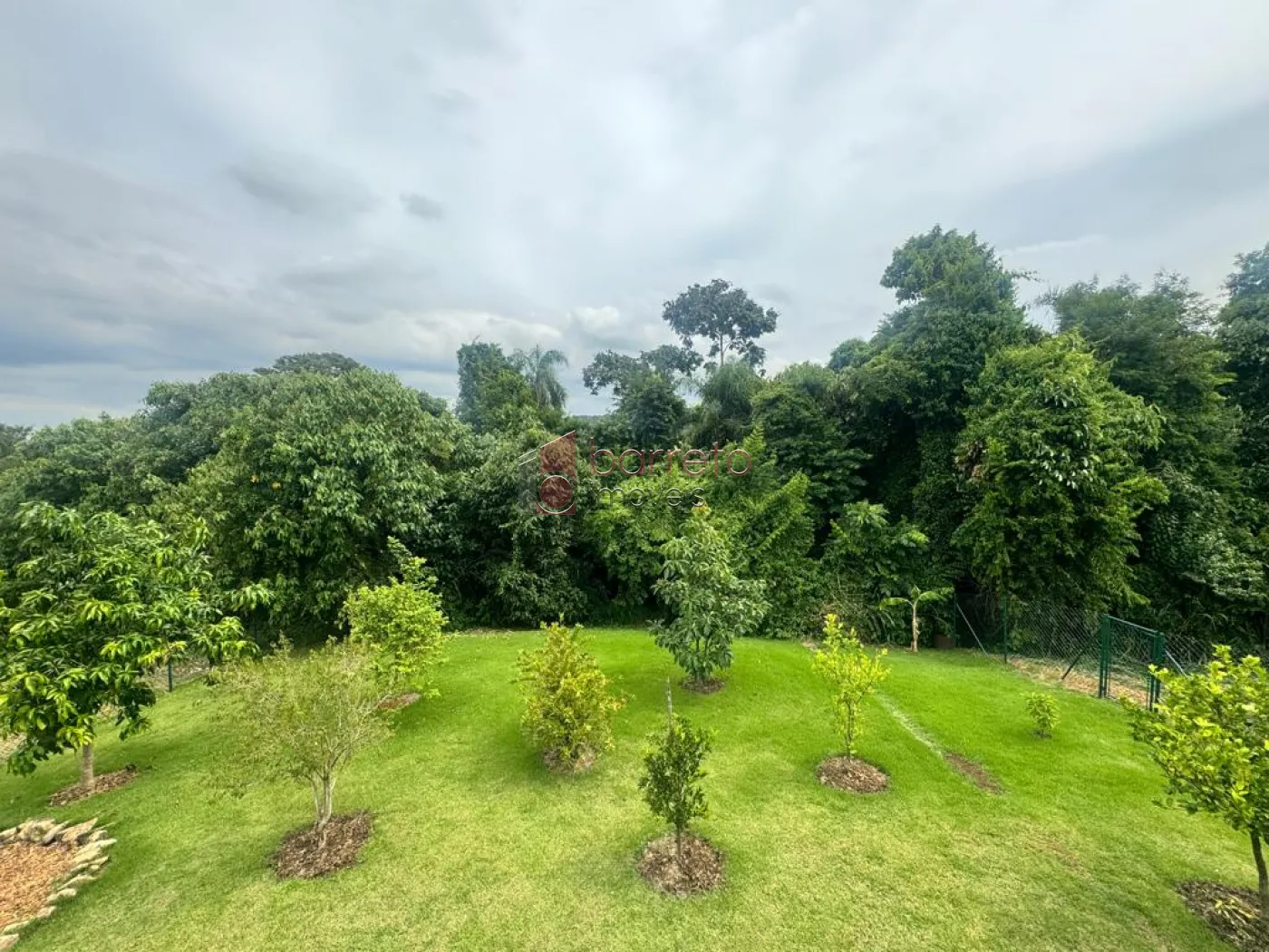 CASA À VENDA NO CONDOMÍNIO SERRA AZUL – ITUPEVA/SP