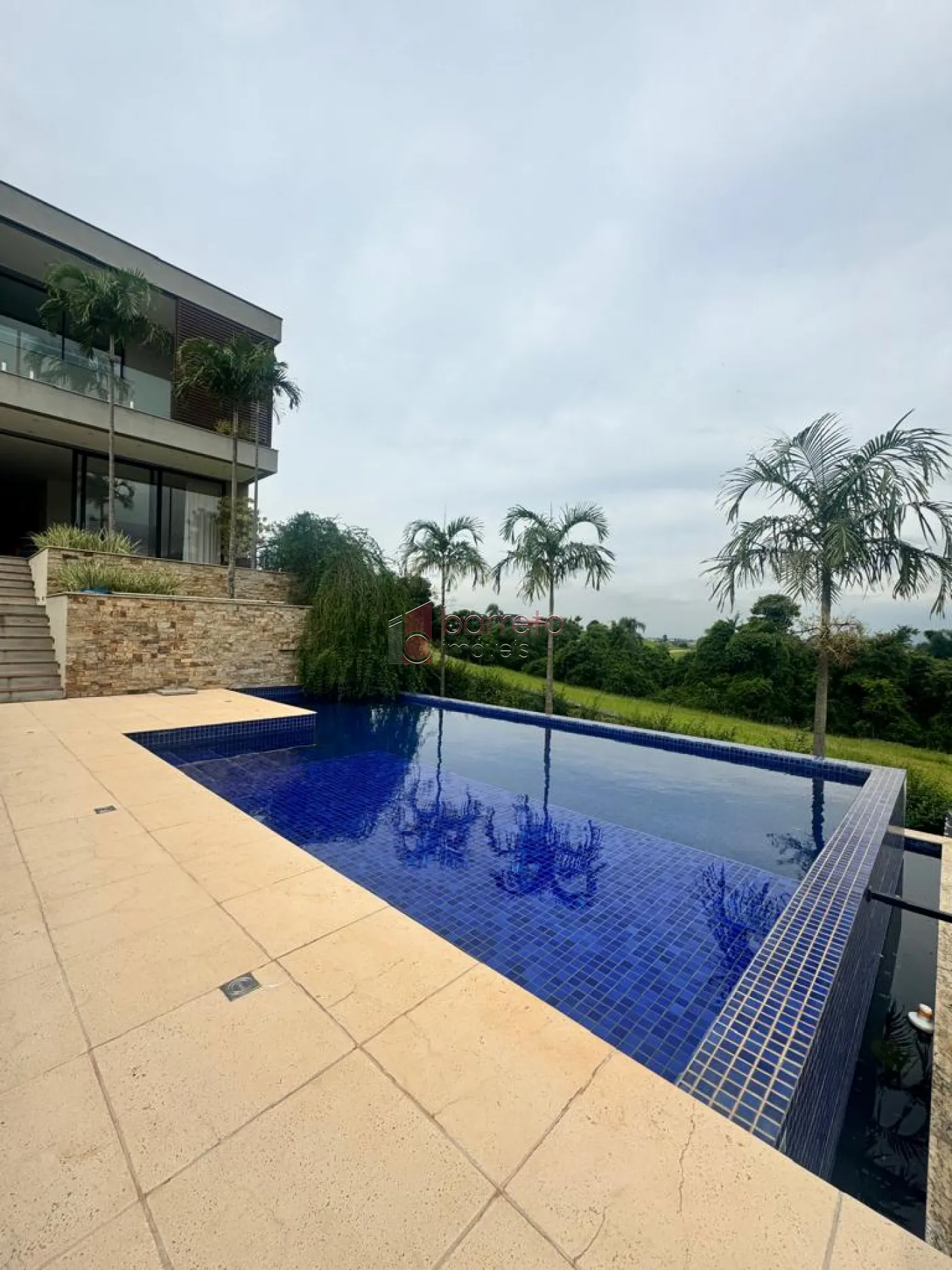 CASA À VENDA NO CONDOMÍNIO SERRA AZUL – ITUPEVA/SP