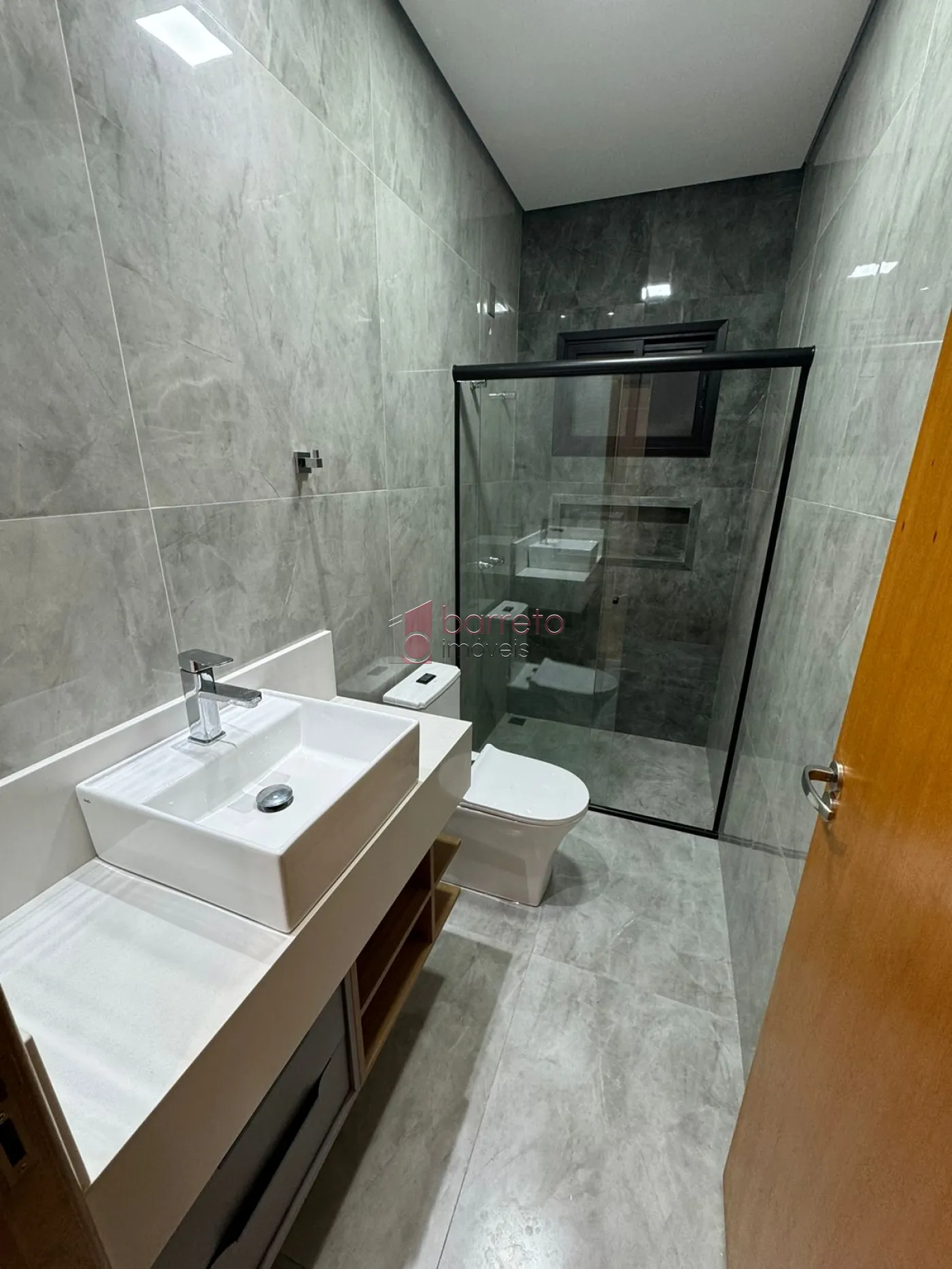 CASA À VENDA NO CONDOMÍNIO PHYTUS – CABREÚVA/SP