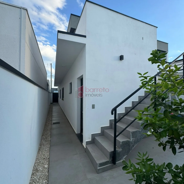 CASA À VENDA NO CONDOMÍNIO PHYTUS – CABREÚVA/SP