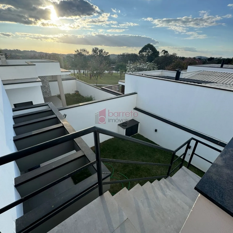 CASA À VENDA NO CONDOMÍNIO PHYTUS – CABREÚVA/SP