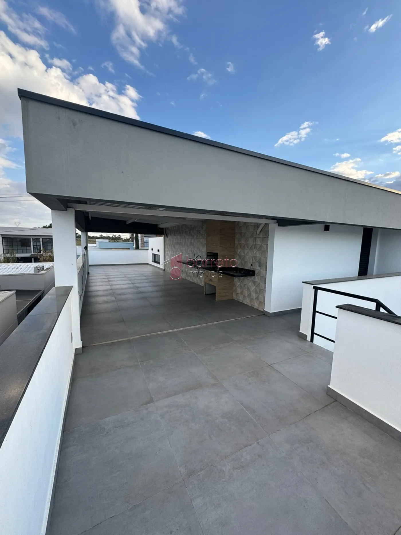 CASA À VENDA NO CONDOMÍNIO PHYTUS – CABREÚVA/SP